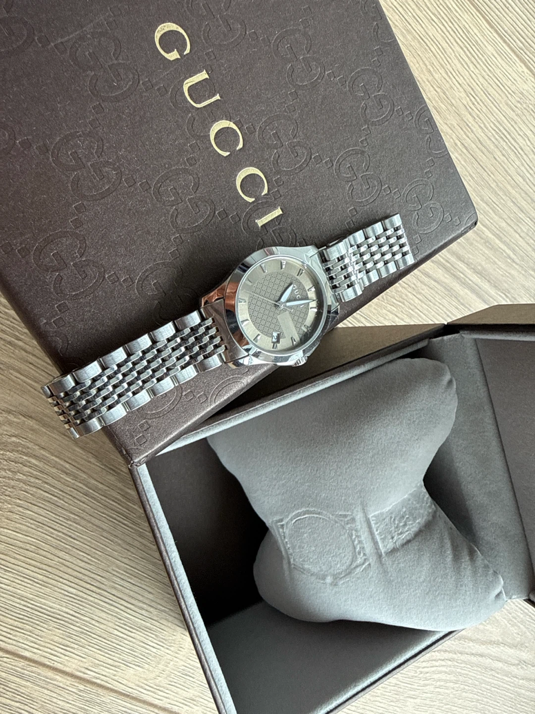 Gucci Women's Stainless Steel Watch - photo 4