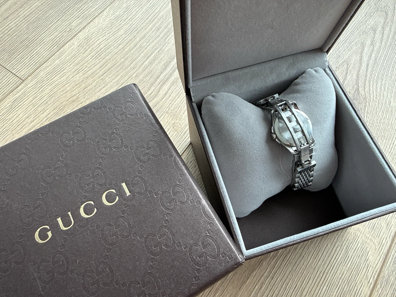 Gucci Women's Stainless Steel Watch - photo 5