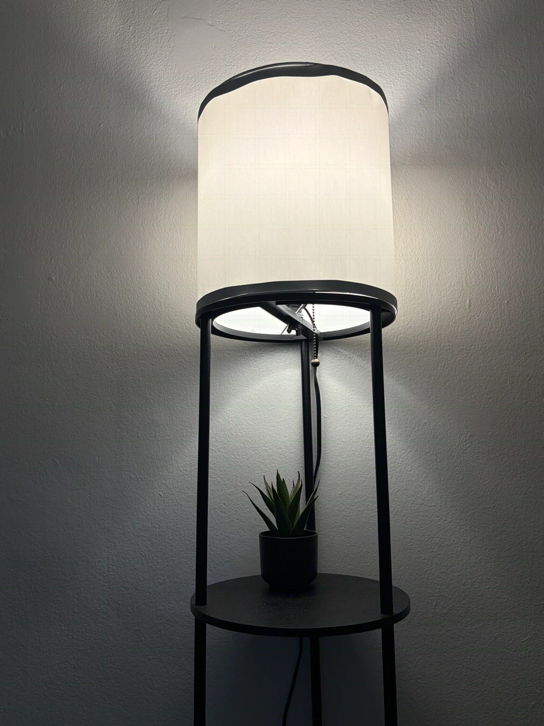 Black Floor Lamp with Shelf - photo 2
