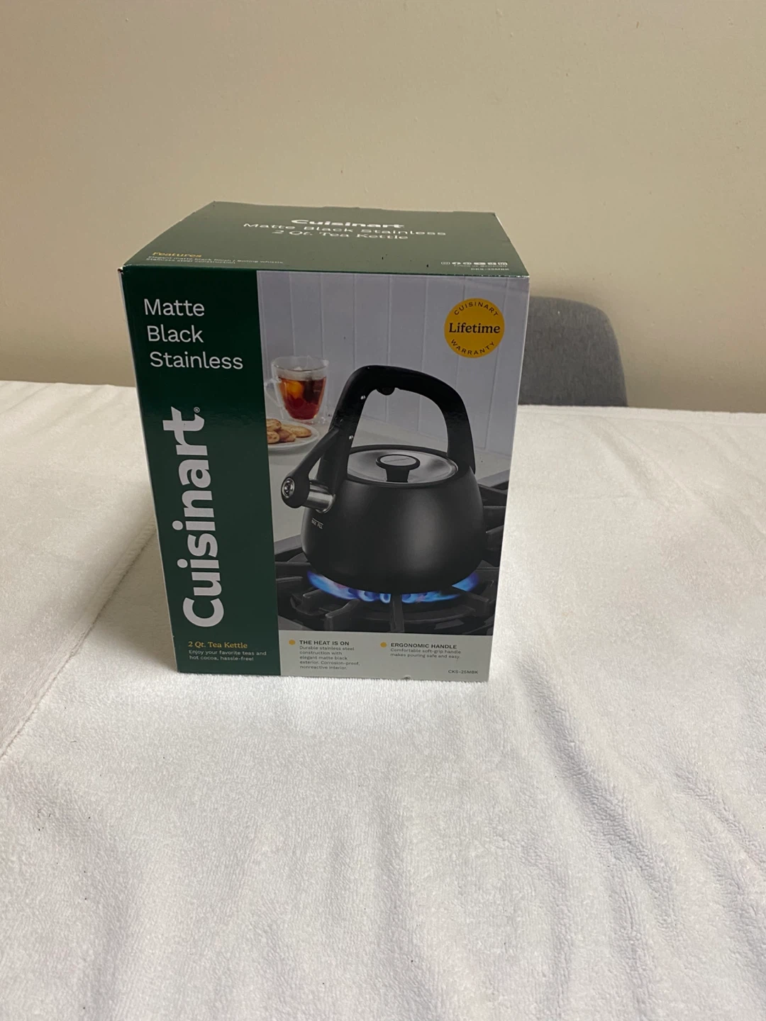 Europe Ware 2.5L Stainless Steel Whistling Kettle