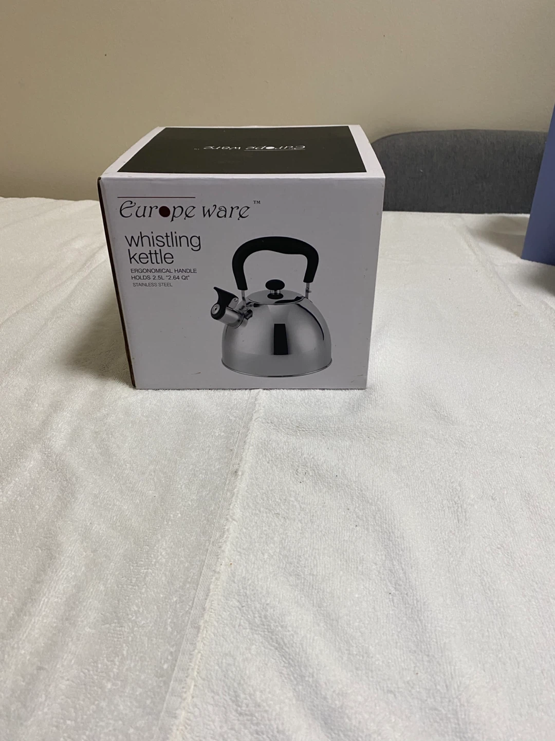 Europe Ware 2.5L Stainless Steel Whistling Kettle - photo 2