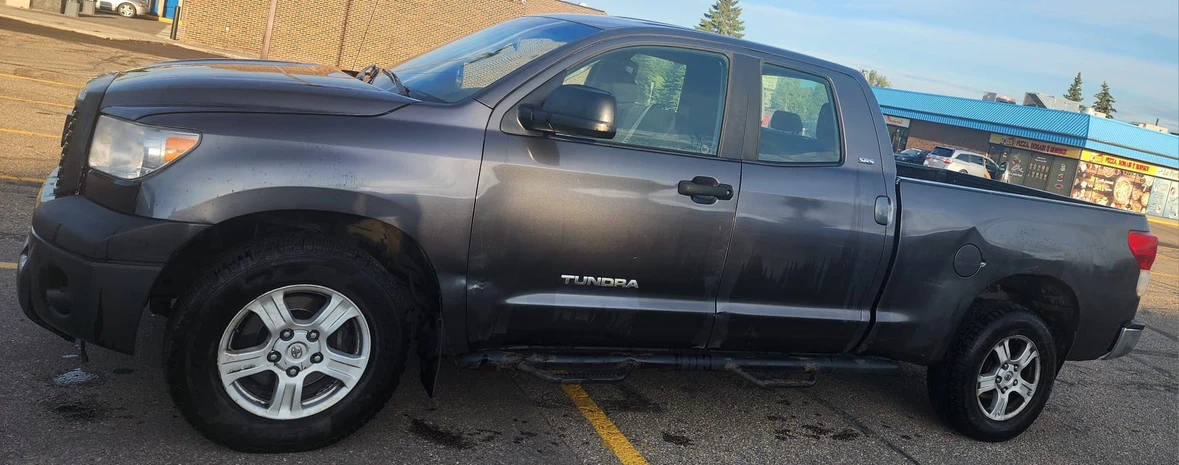 Toyota Tundra Pickup Truck - photo 3