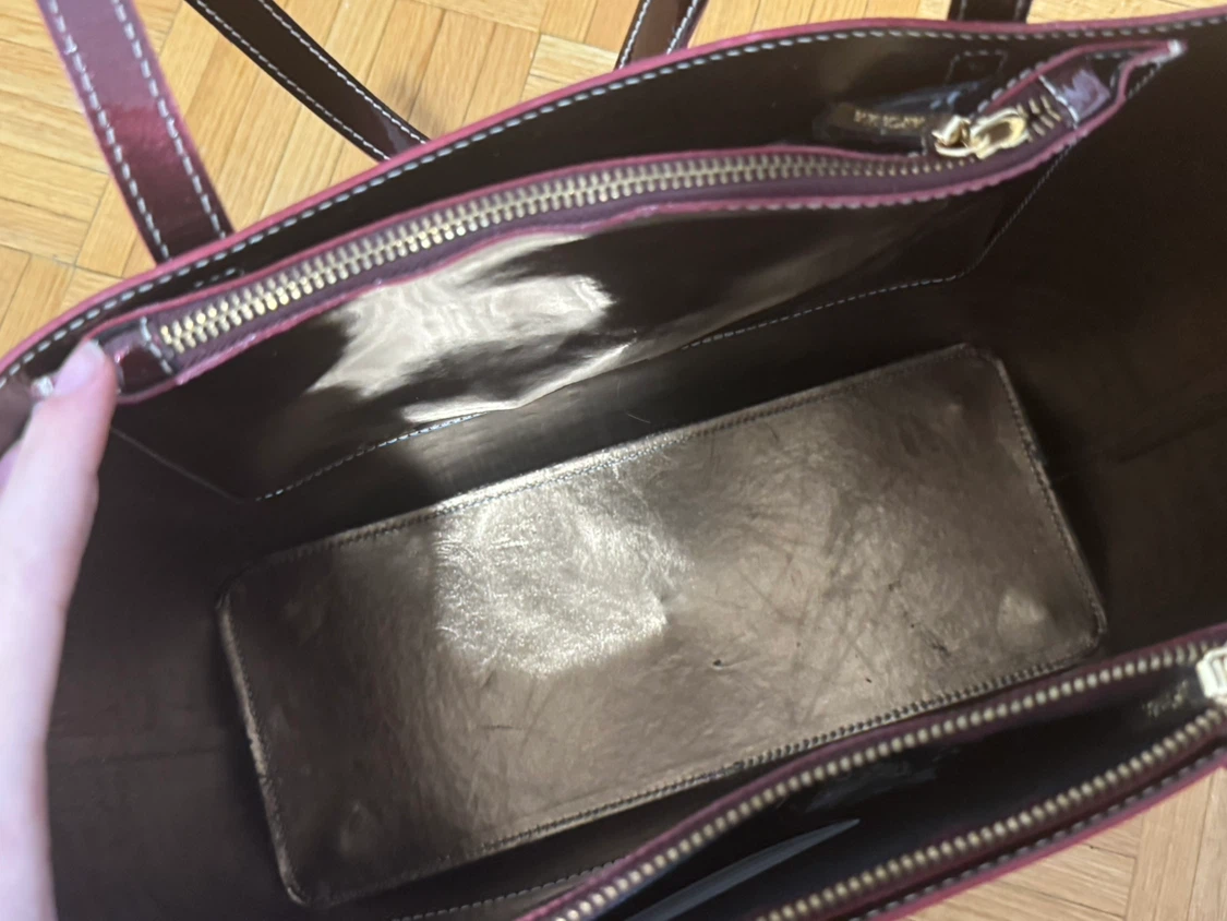 Arcadia Burgundy Patent Leather Tote Bag - photo 3