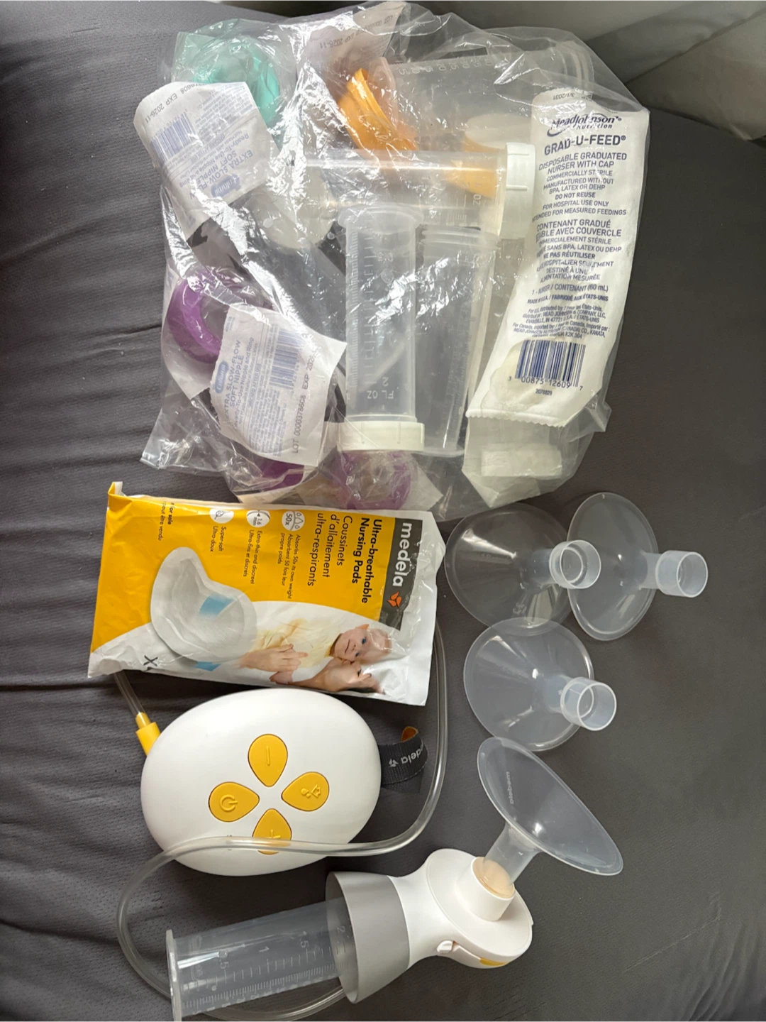 Medela Breast Pump and Nursing Accessory Bundle