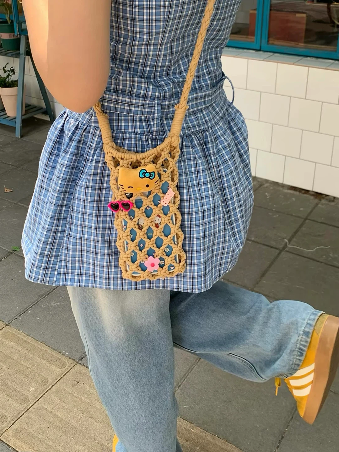 Hello Kitty Macrame Phone Crossbody Bag - photo 4