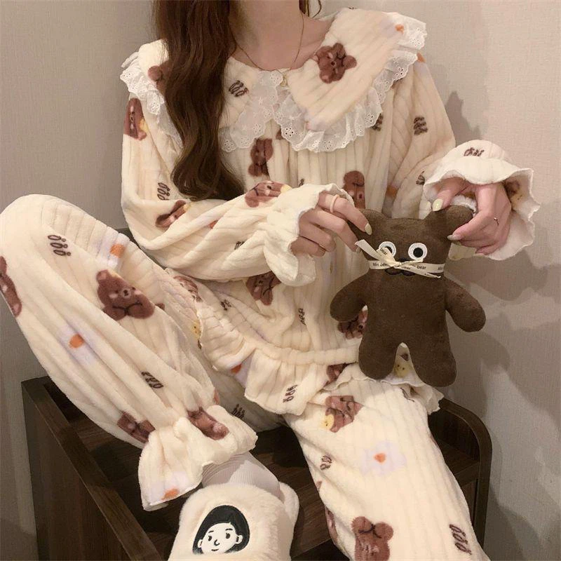 Fuzzy Bear and Flower Print Pyjama Set