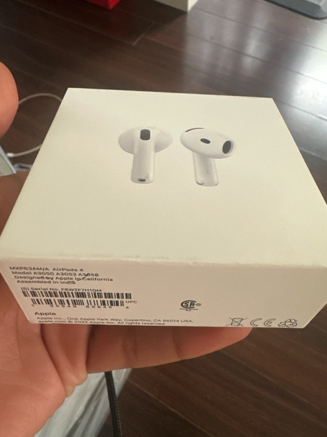 Apple AirPods 4