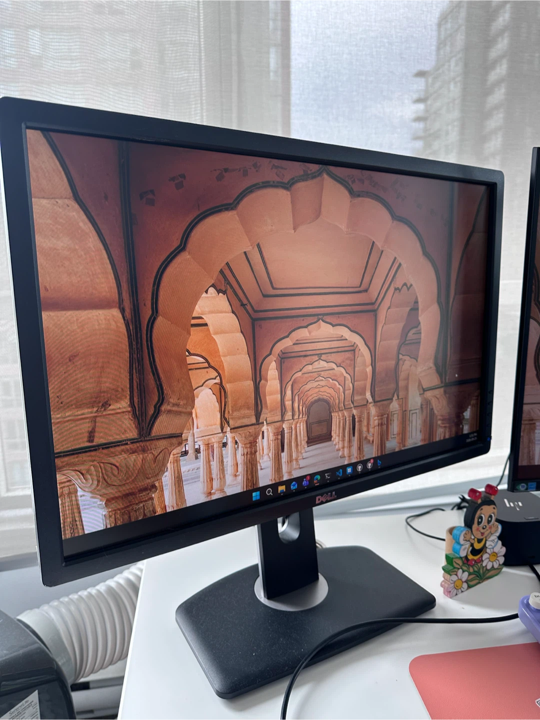 Dell UltraSharp 24" Monitor (U2412M)