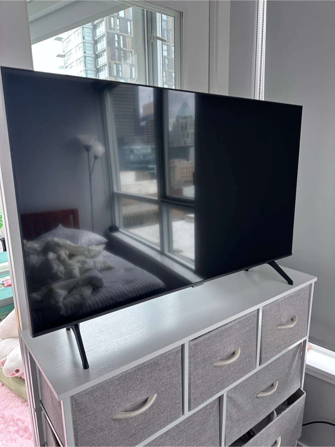 Samsung 43" 4K Smart TV (UN43TU7000F)
