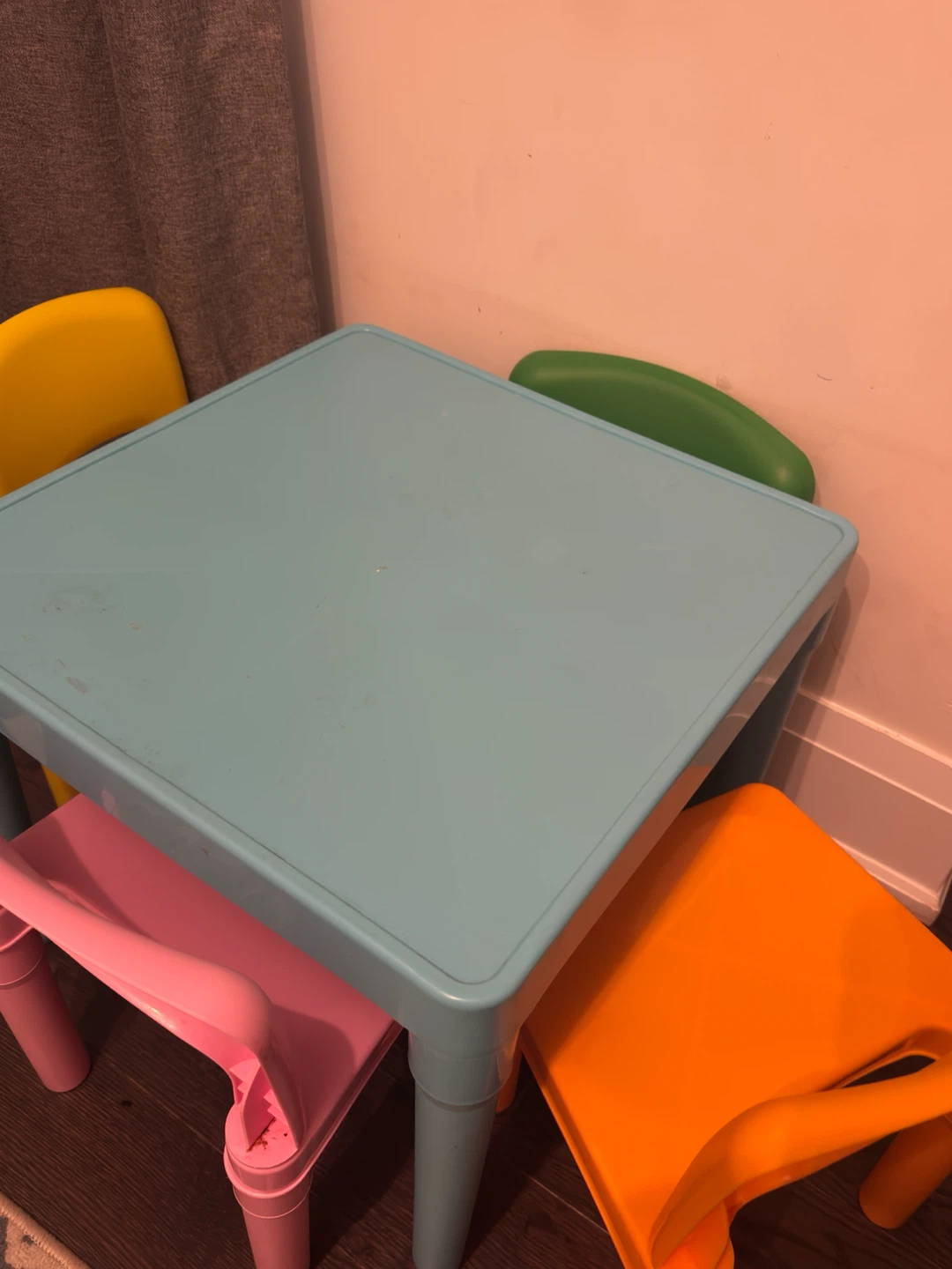 Kids Plastic Table and 4 Chairs Set - photo 4