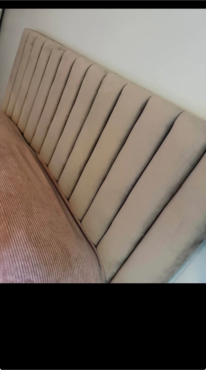 King bed with matress - photo 2