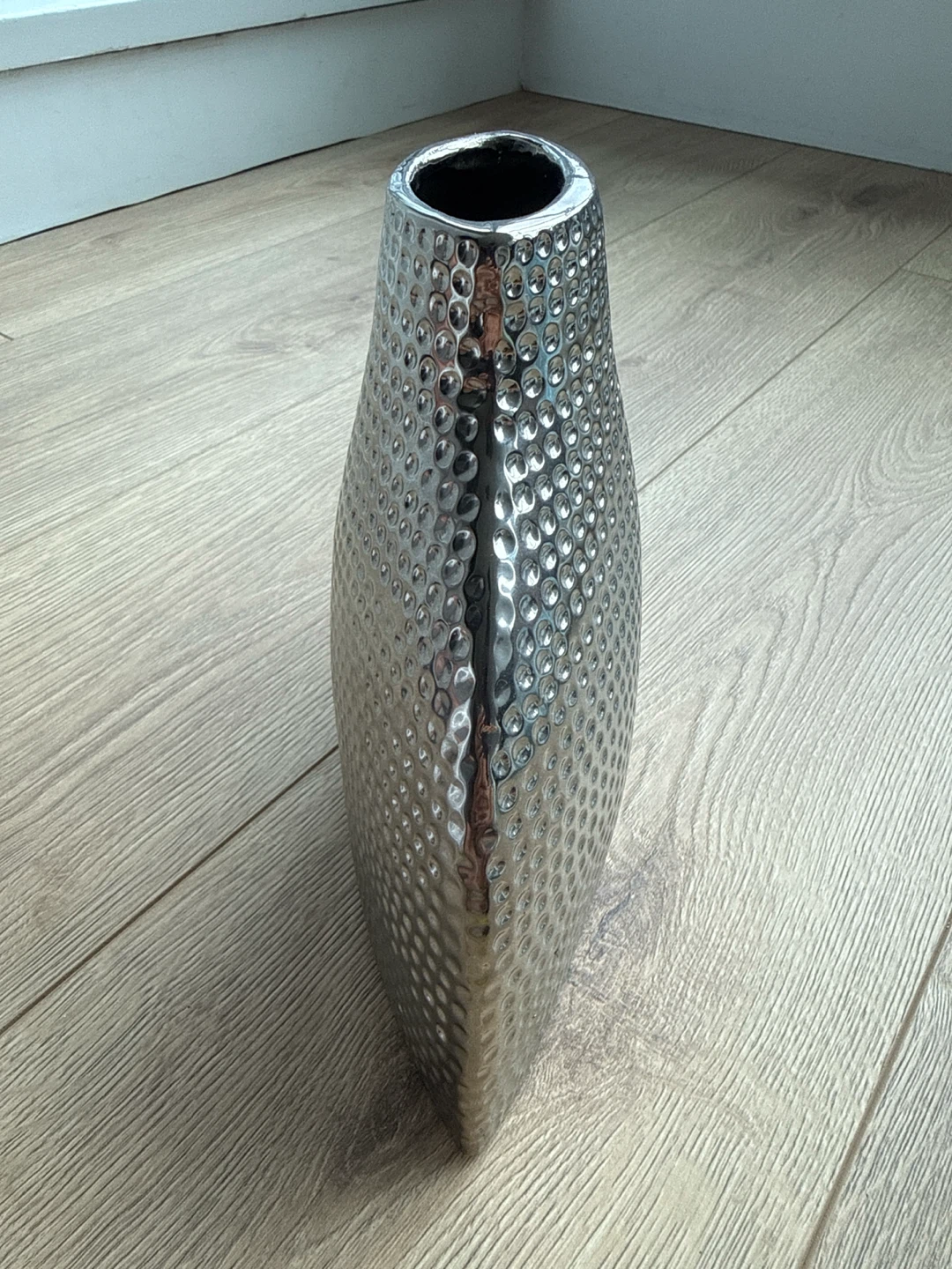 Silver Hammered Texture Vase - photo 3