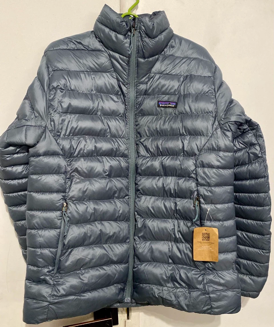 Patagonia Men's Down Sweater Jacket - Large