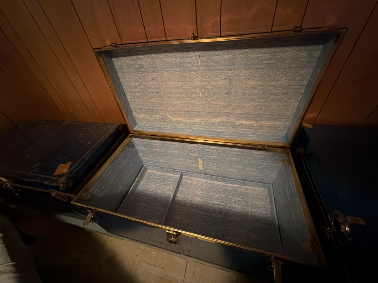 Blue Metal Storage Trunk with Gold-Tone Accents - photo 2