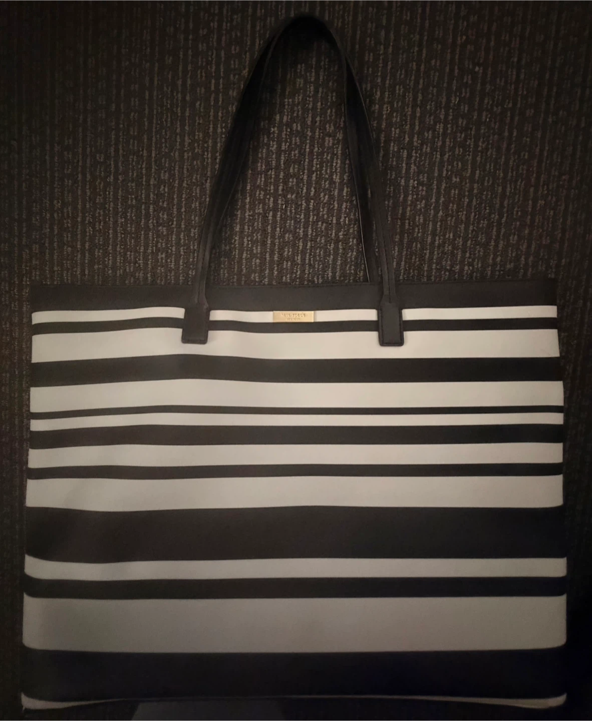 New • Size XL • KATE SPADE Tote • $450+ Retail - photo 3