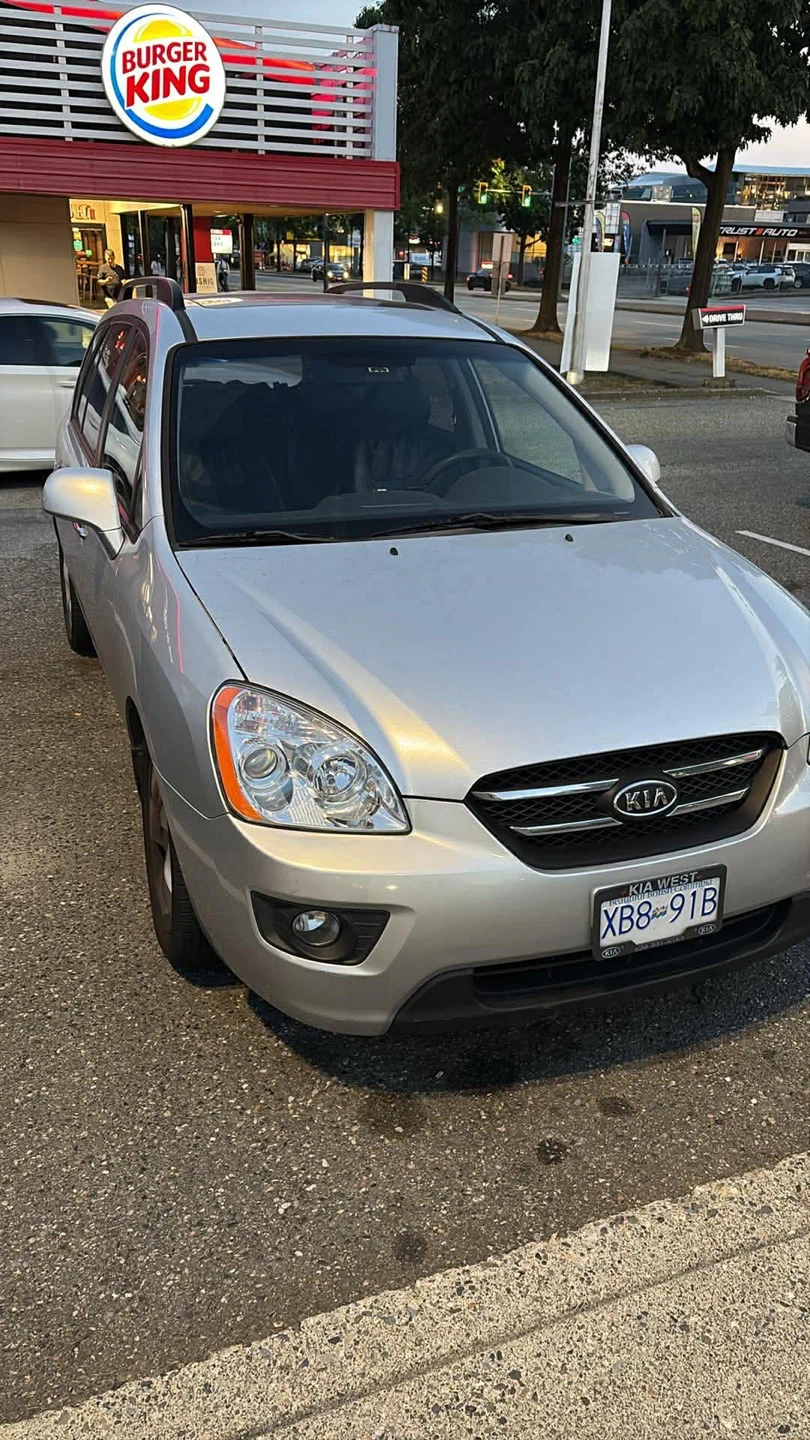 Silver Kia Rondo EX - photo 2