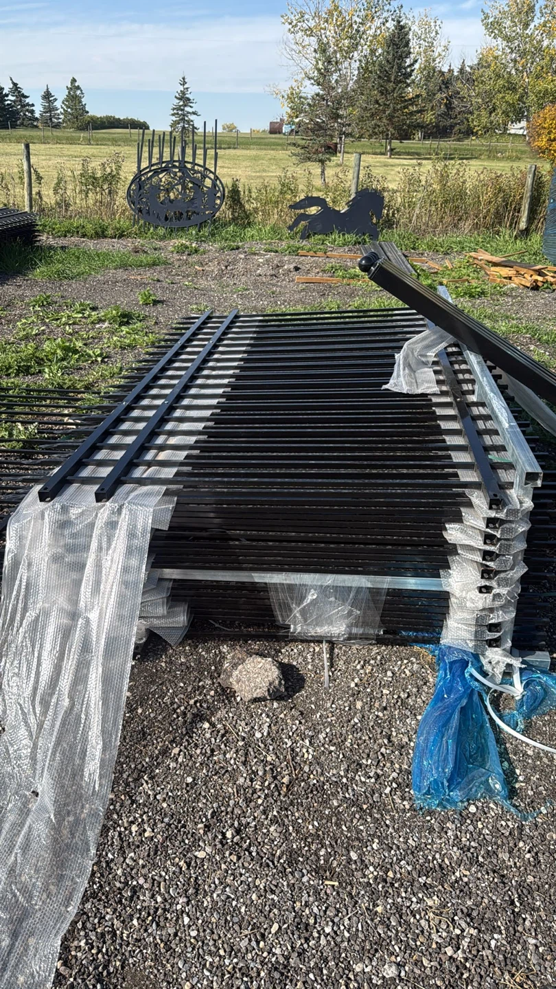 Black Steel Picket Fencing Panels - photo 2