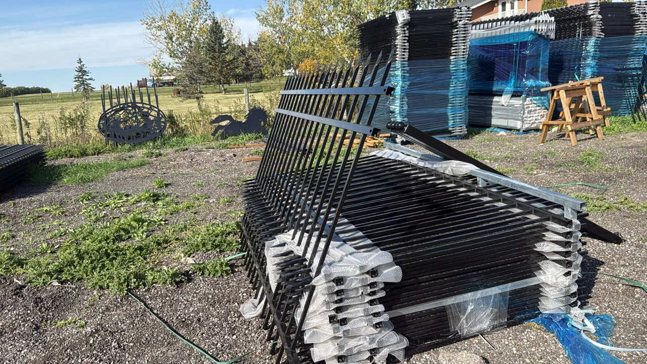 Black Steel Picket Fencing Panels - photo 3