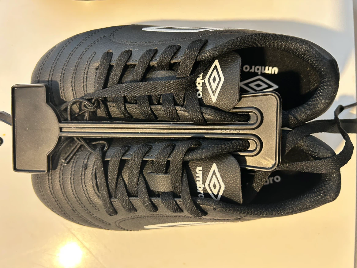 [NEW] Umbro kids soccer cleats - photo 2