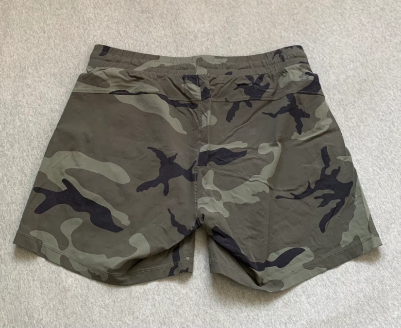 Tuff Athletics Camo Shorts - Size Medium - photo 2