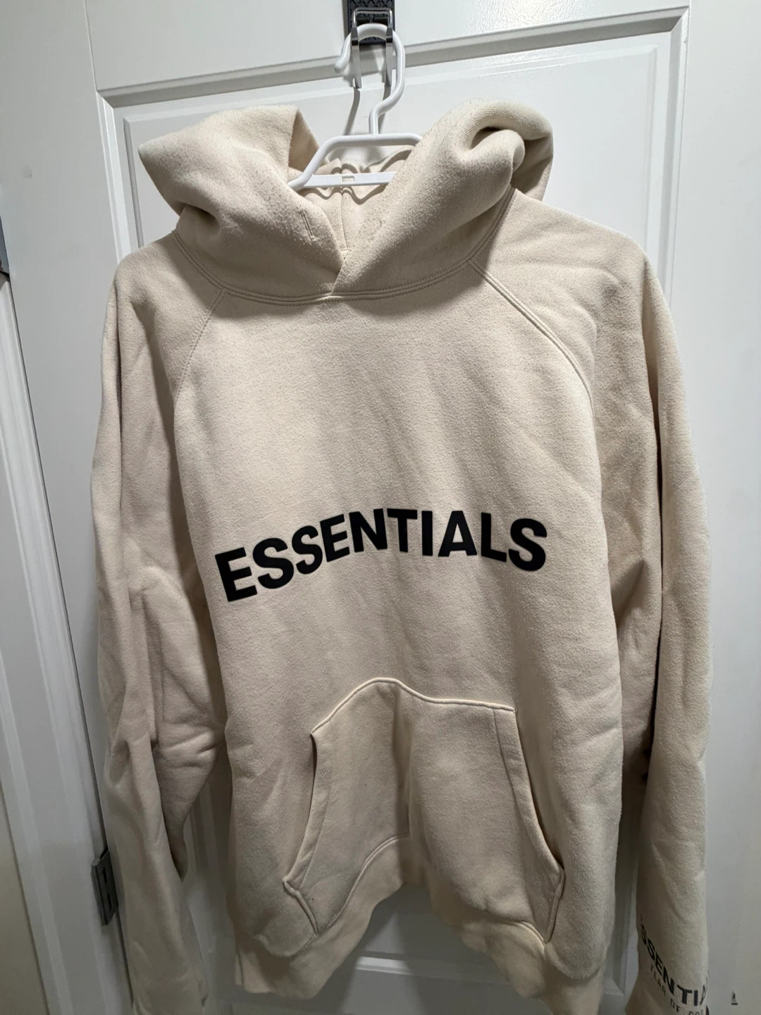 Essentials Hoodie Cream