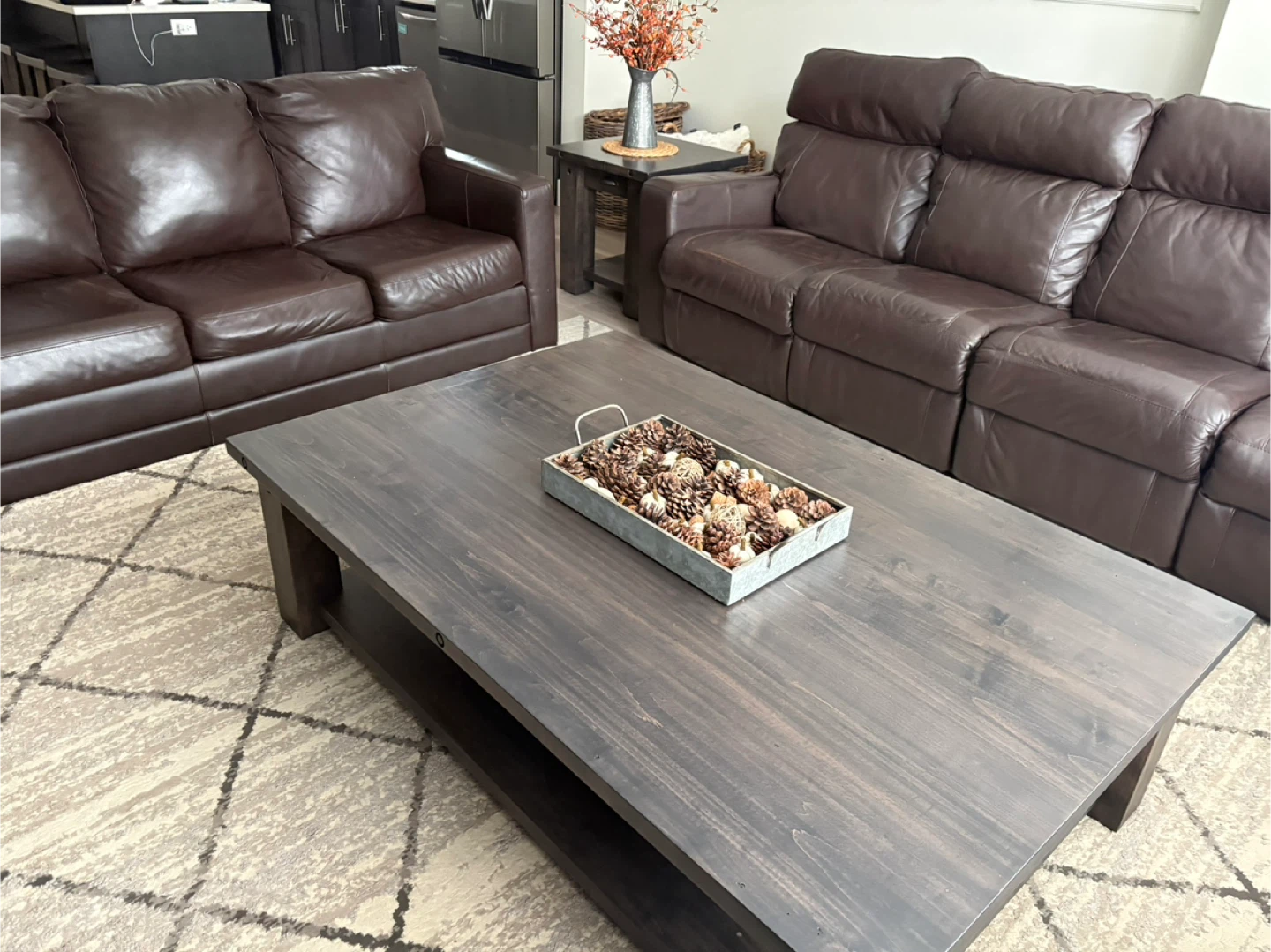 Leather couch w/recliner set - photo 3