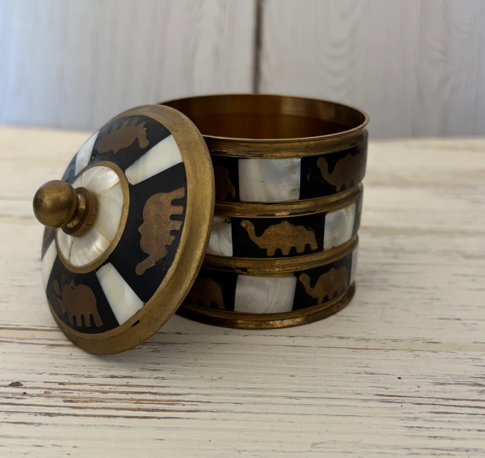 Decorative Elephant Brass and Mother of Pearl Box - photo 2