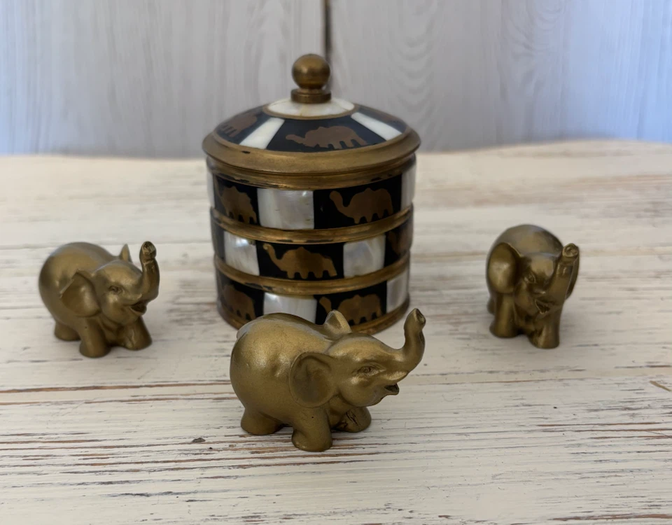 Decorative Elephant Brass and Mother of Pearl Box - photo 3