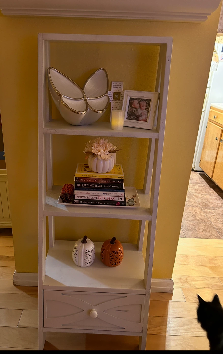 Book shelf