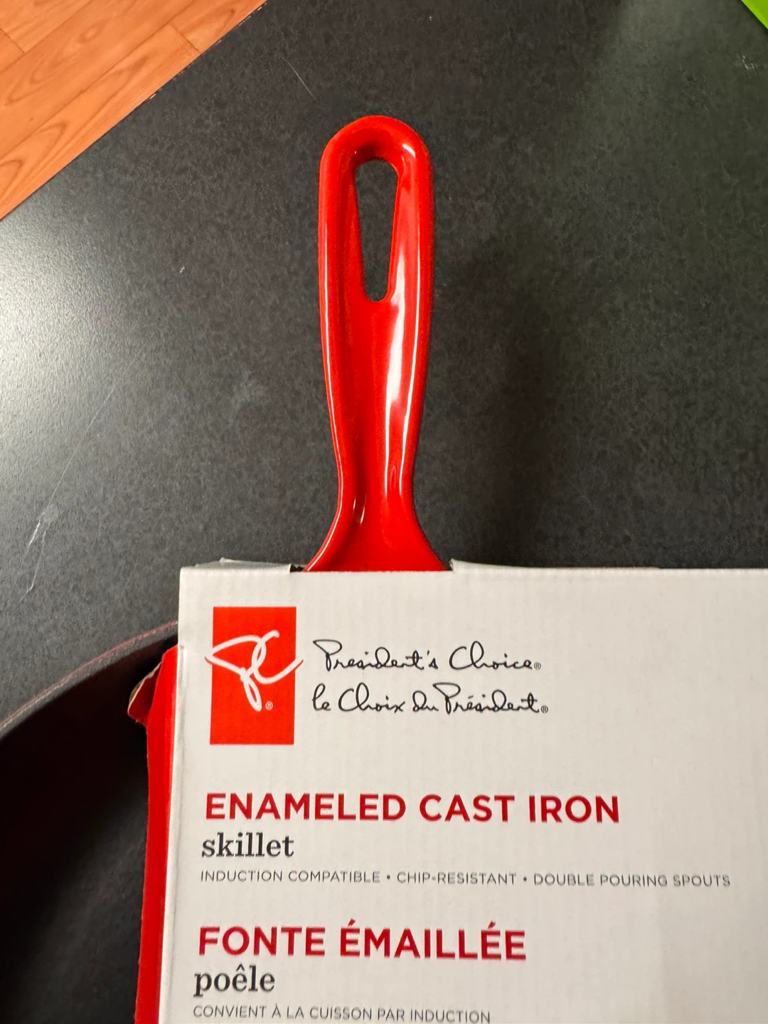 President's Choice Enameled Cast Iron Skillet 30cm