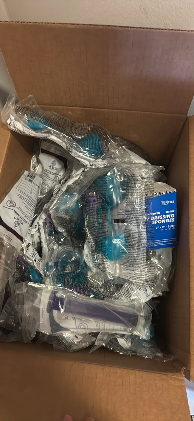 Medical Supply Assortment with Vesco ENFit Tip Syringes
