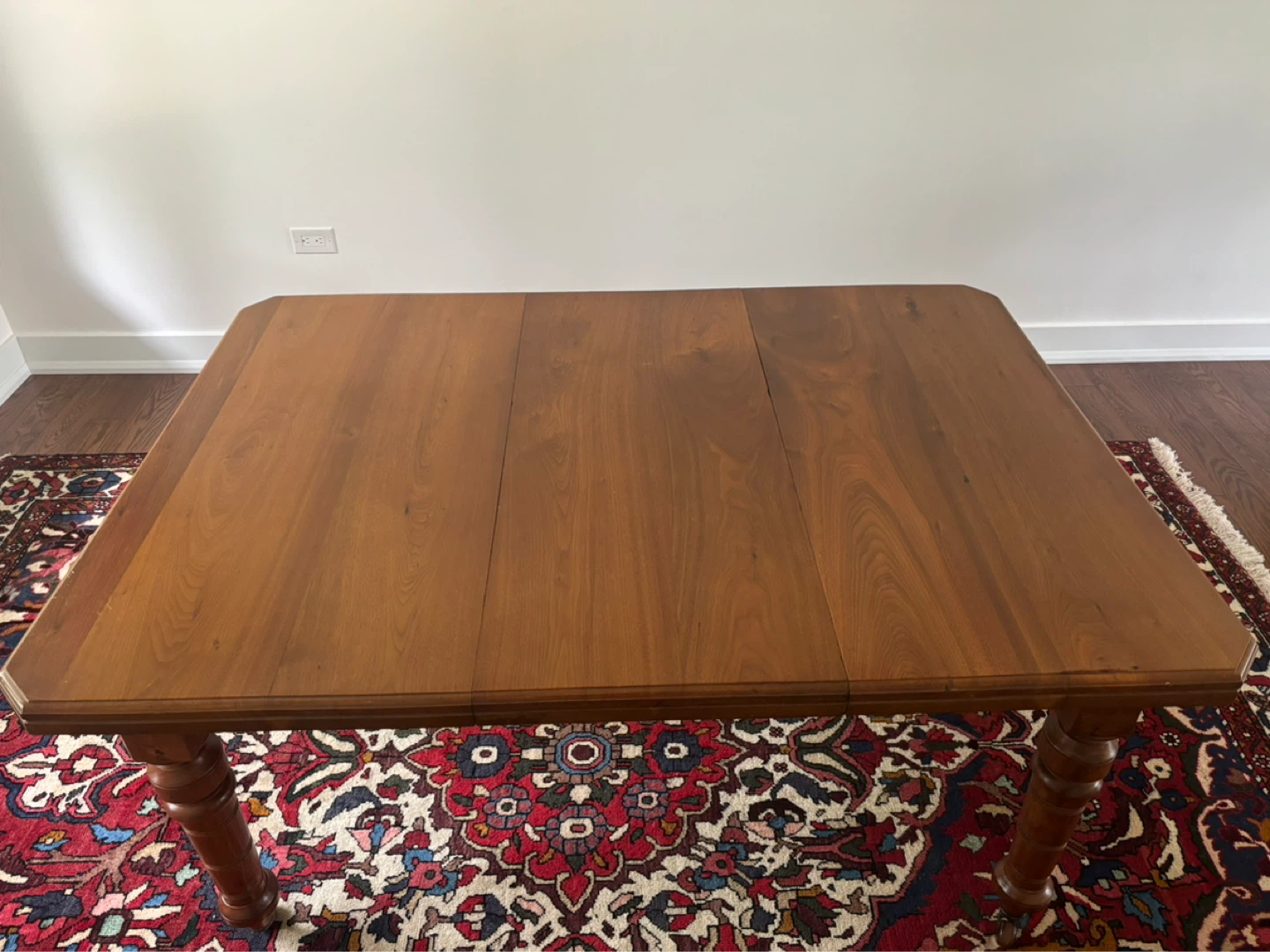 Solid Wood Victorian Dining Table - photo 3