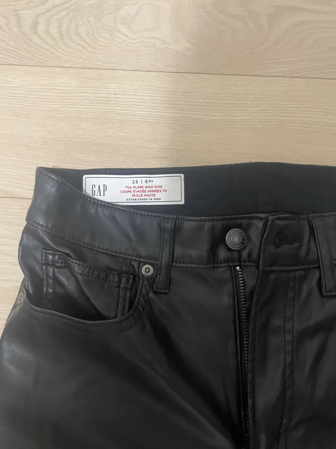 Gap 70s Flare High Rise Faux Leather Pants - photo 2