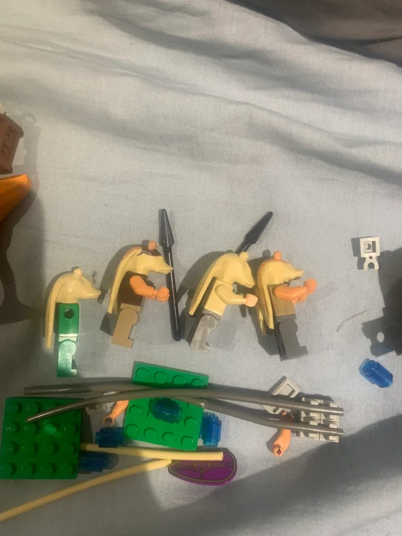 LEGO GUNGAN MINIFIG LOT - photo 3