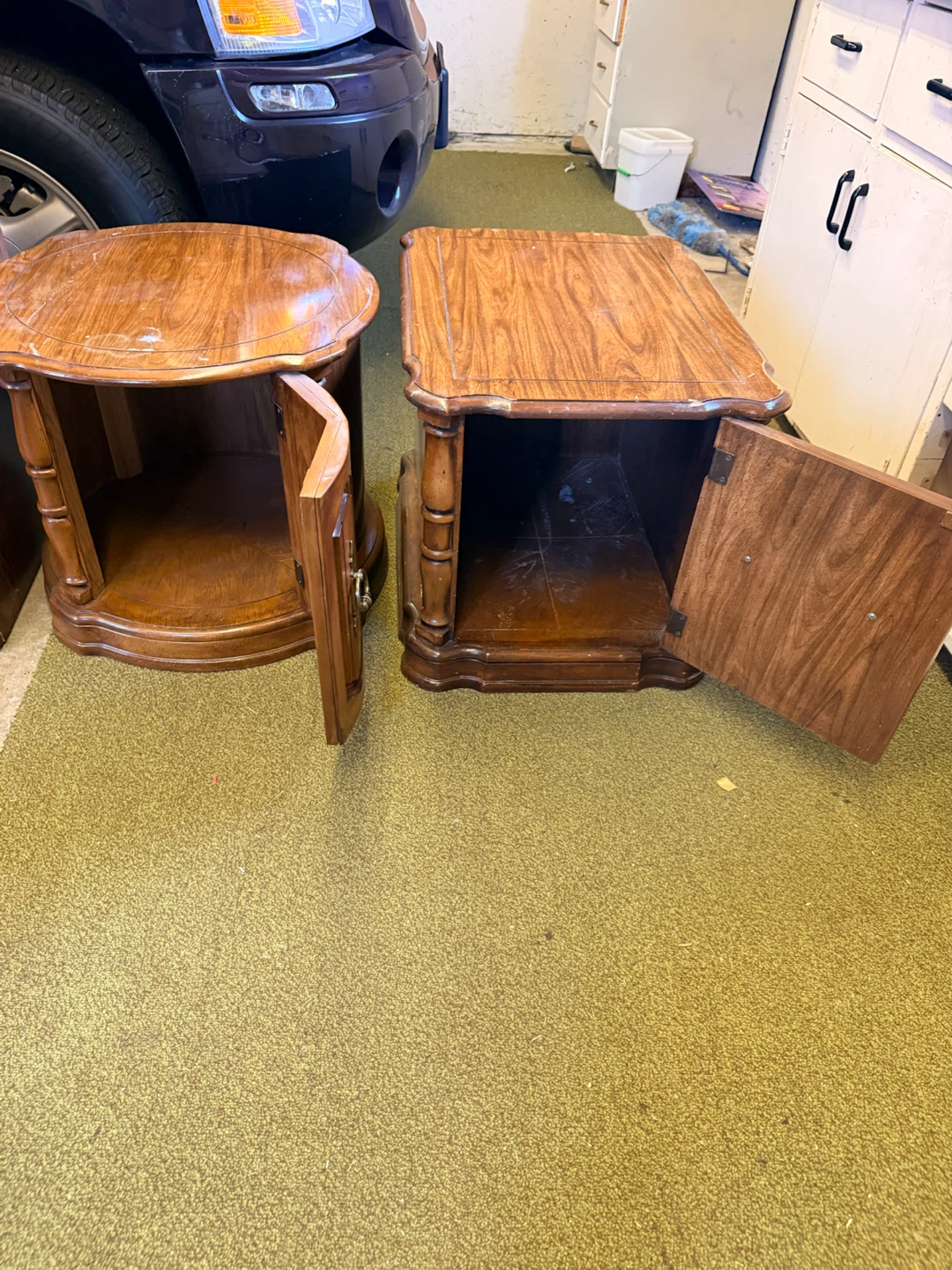 Set of Two Vintage Wood Side Tables - photo 3