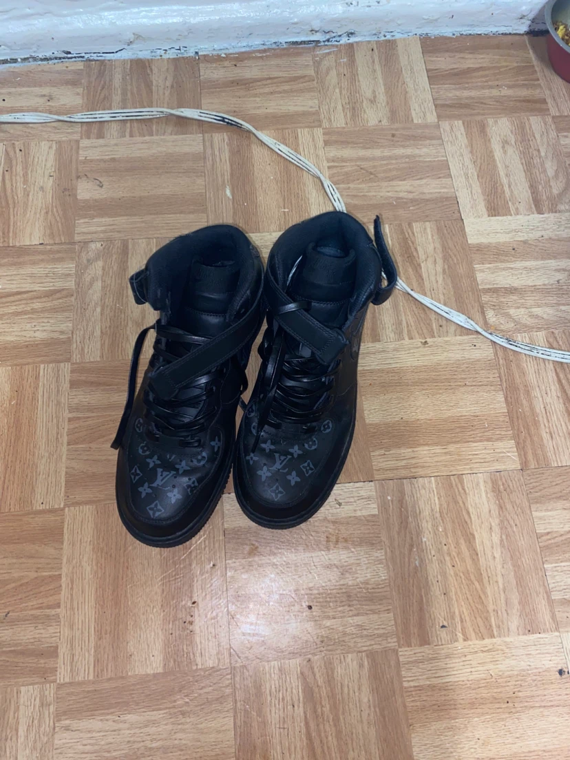 Nike Air Force 1 High Black Sneakers