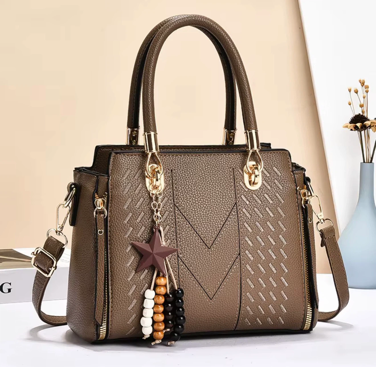 Elegant Handbag with Charm - photo 3