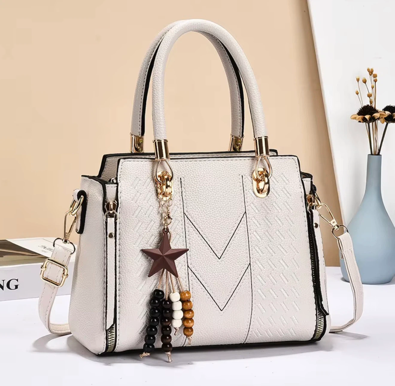 Elegant Handbag with Charm - photo 4