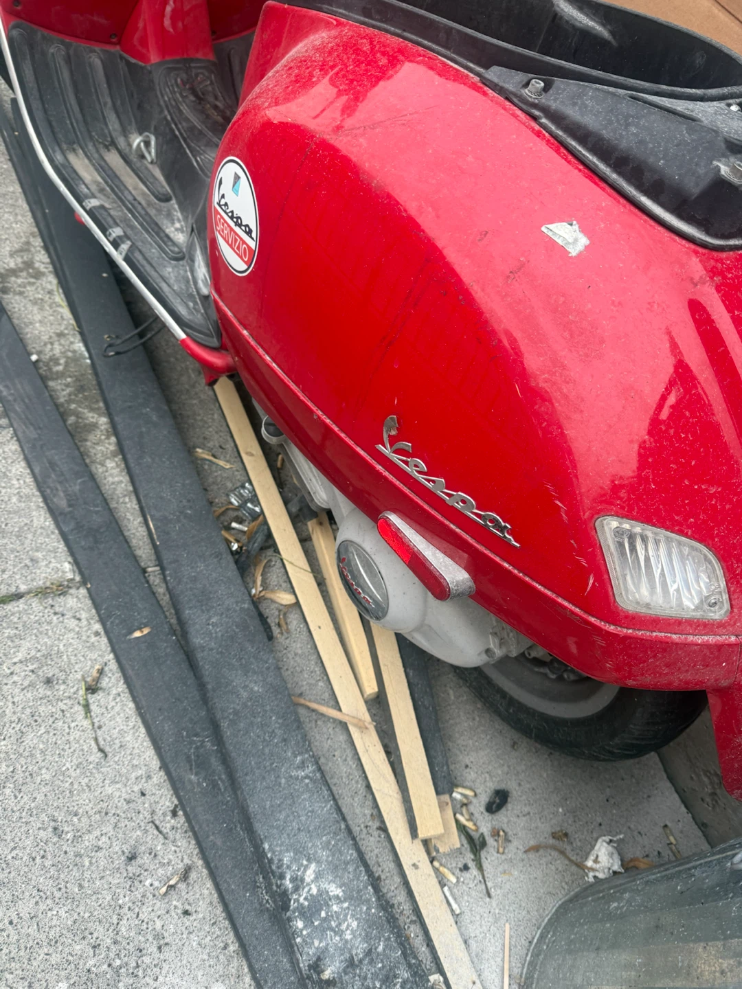 Red Vespa Scooter - photo 4