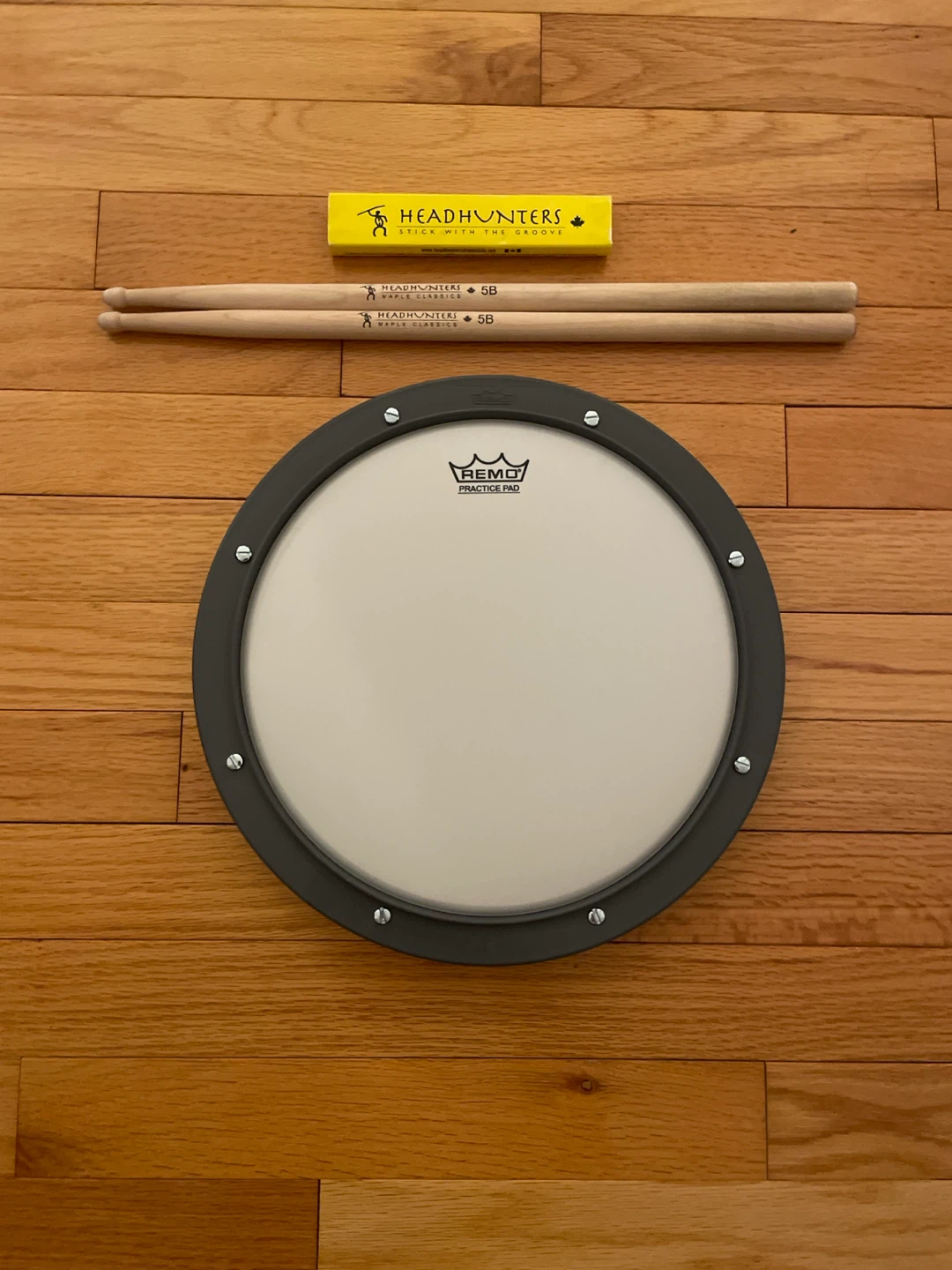 Remo 10" Tunable Practice Pad + New Headhunters 5B Sticks - photo 4