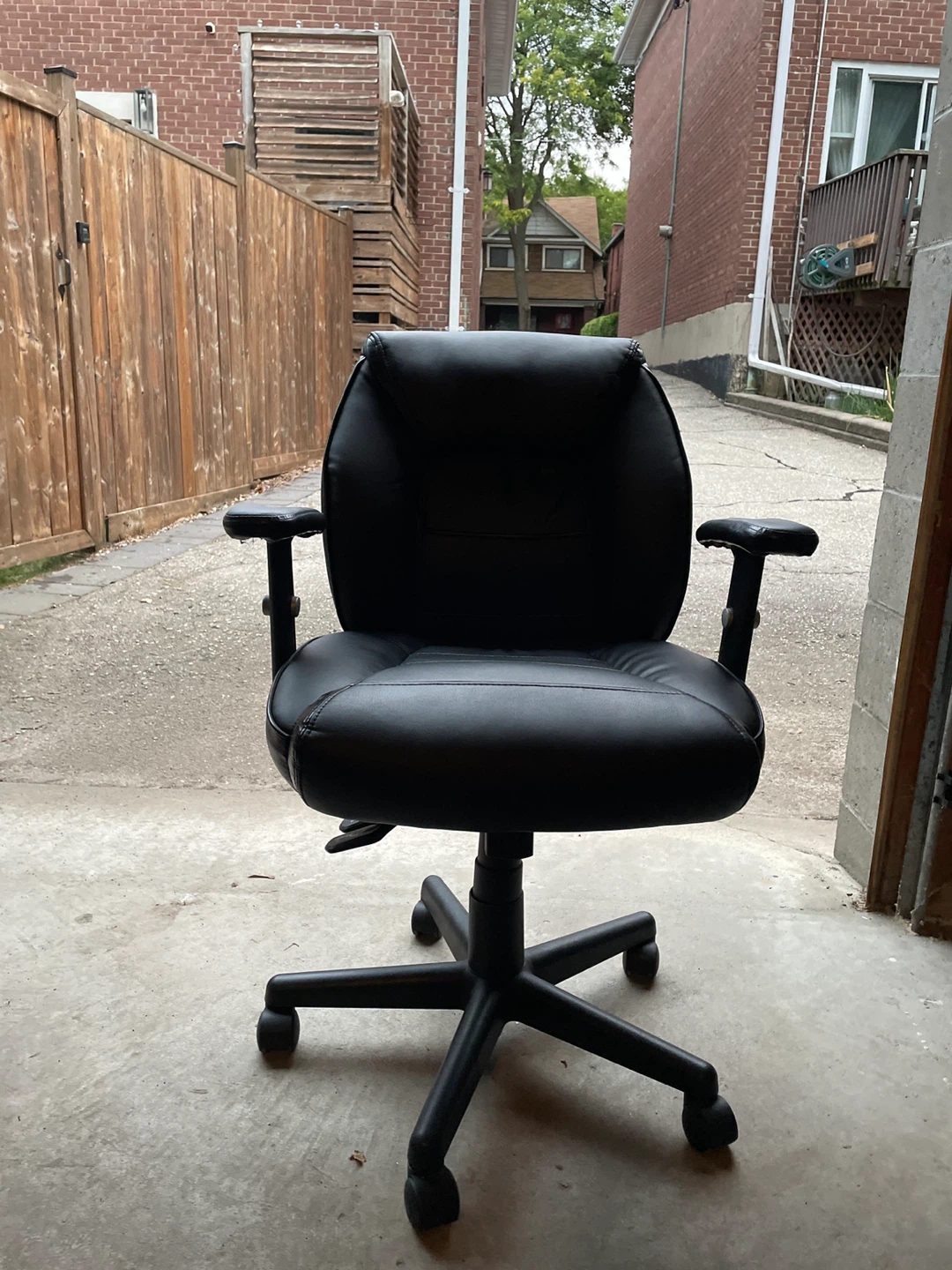 Kendros Office Chair - Black
