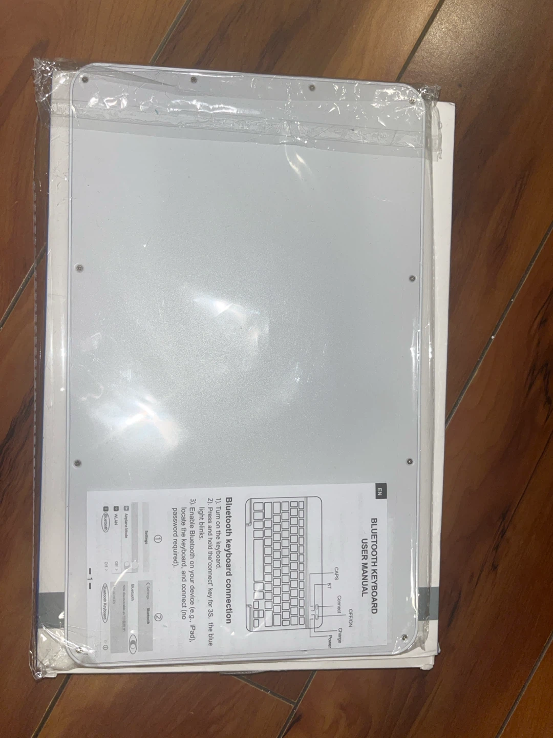 Wireless Bluetooth Keyboard - photo 2