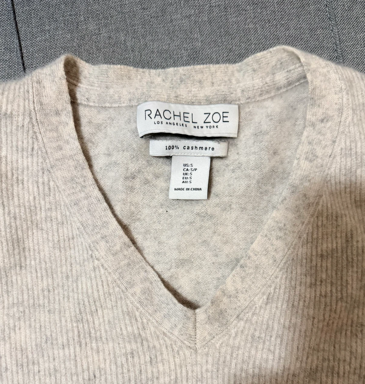 Assorted women’s clothes & sweaters (everything: 11 pcs for $10) - photo 3