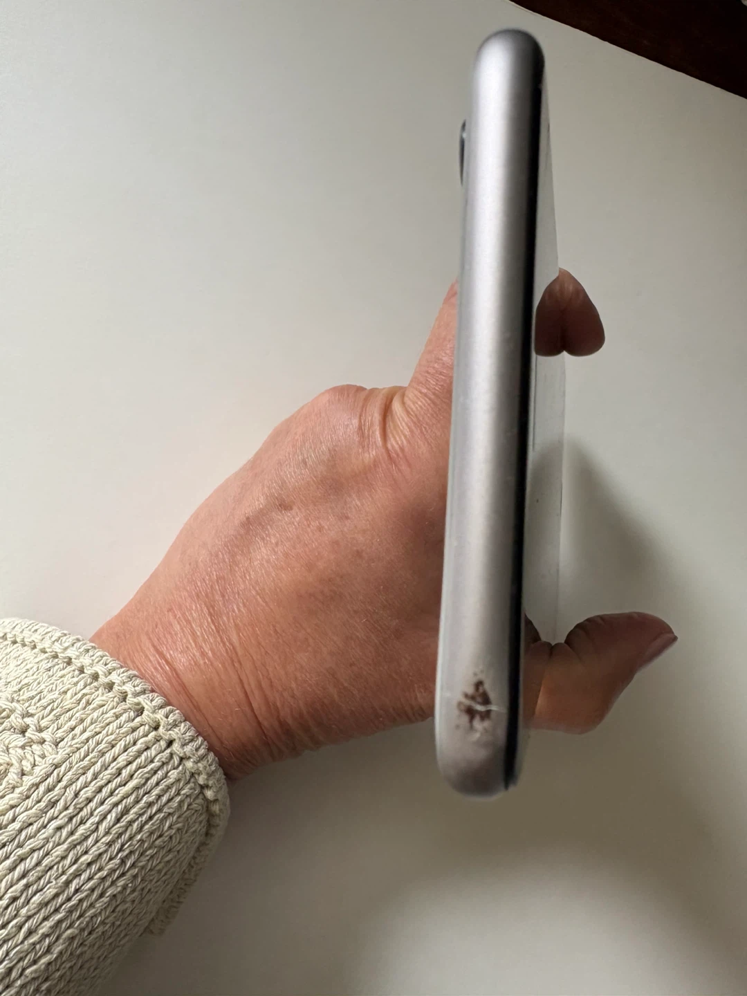 Iphone 6s Plus 64 GB Unlocked Functional/  Cracks  On Screen - photo 5