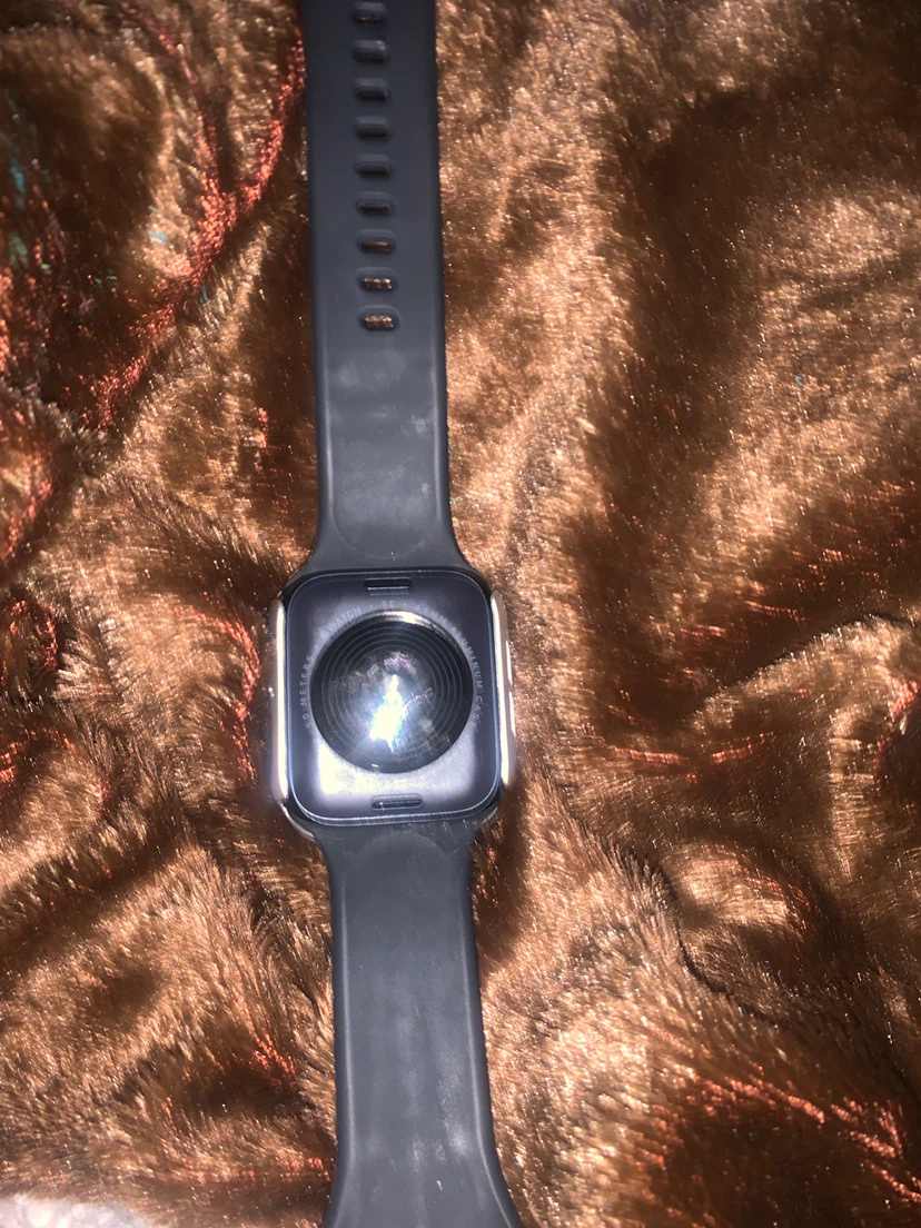 Apple Watch SE 3 - photo 2