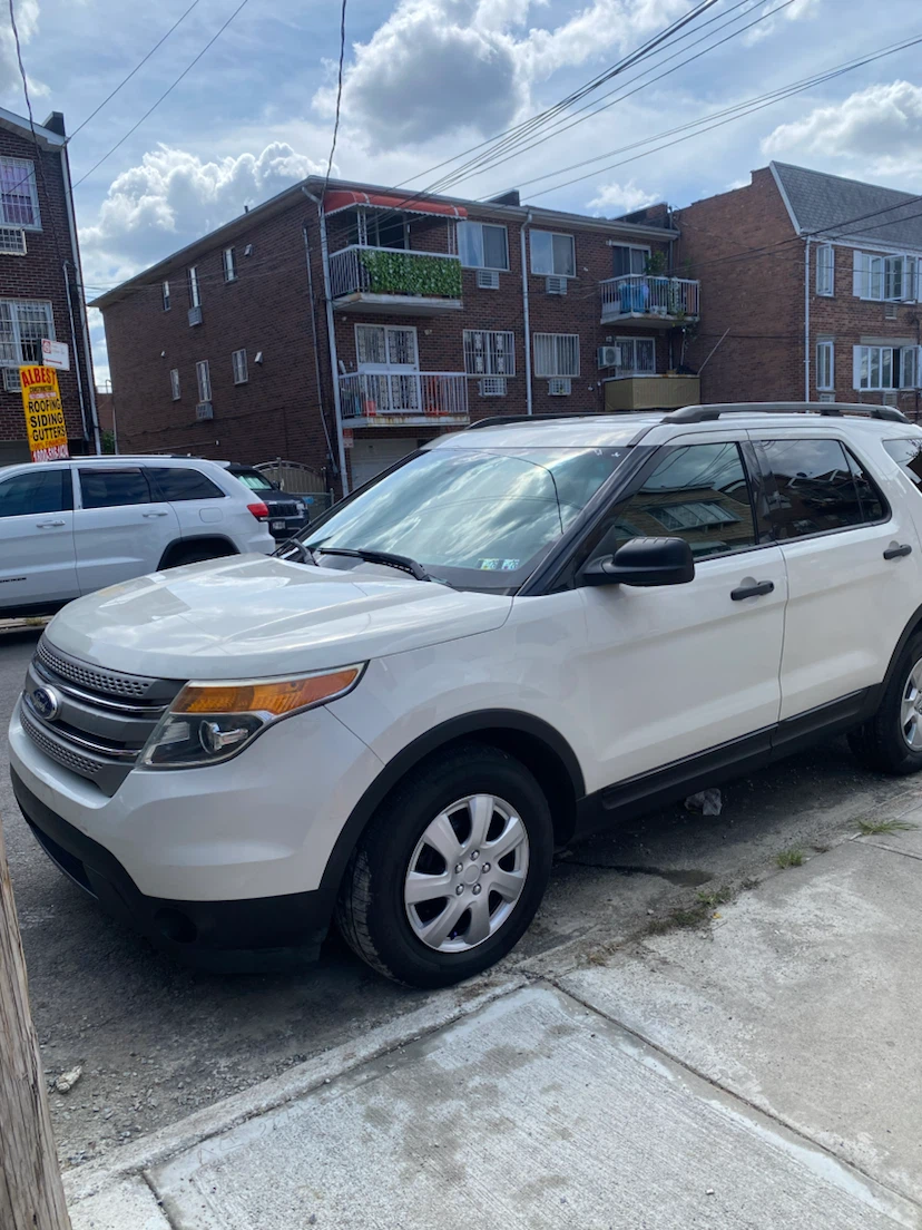 Ford Explorer 99,600 miles ! - photo 3