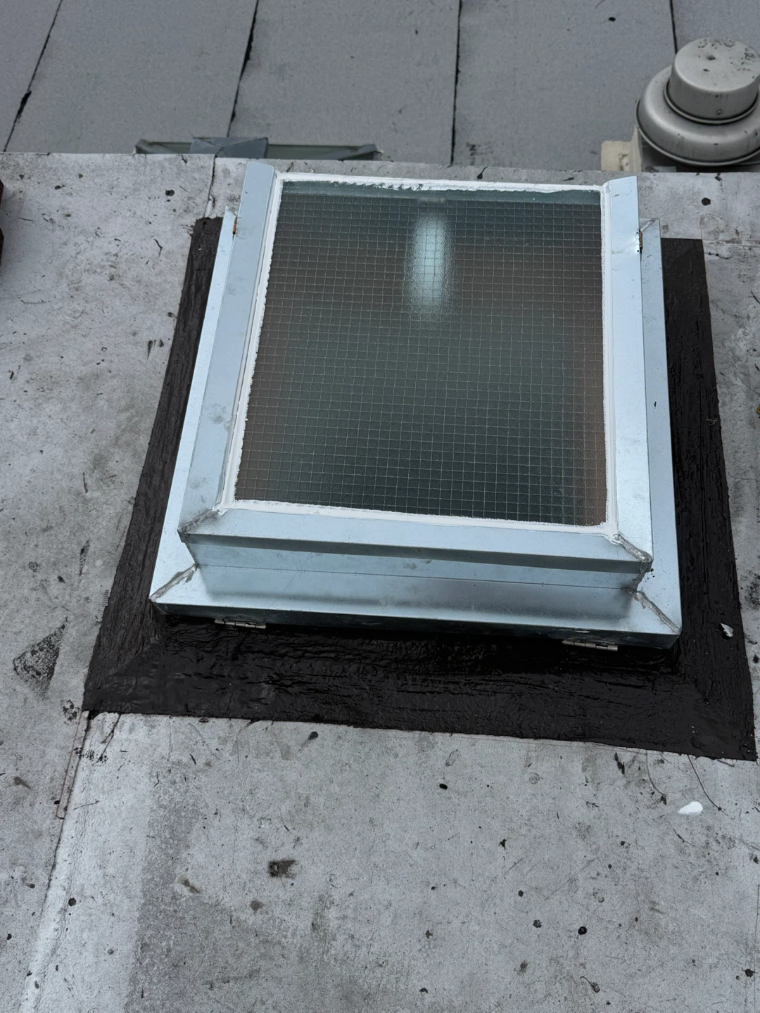 Metal Roof Skylight Hatch - photo 4
