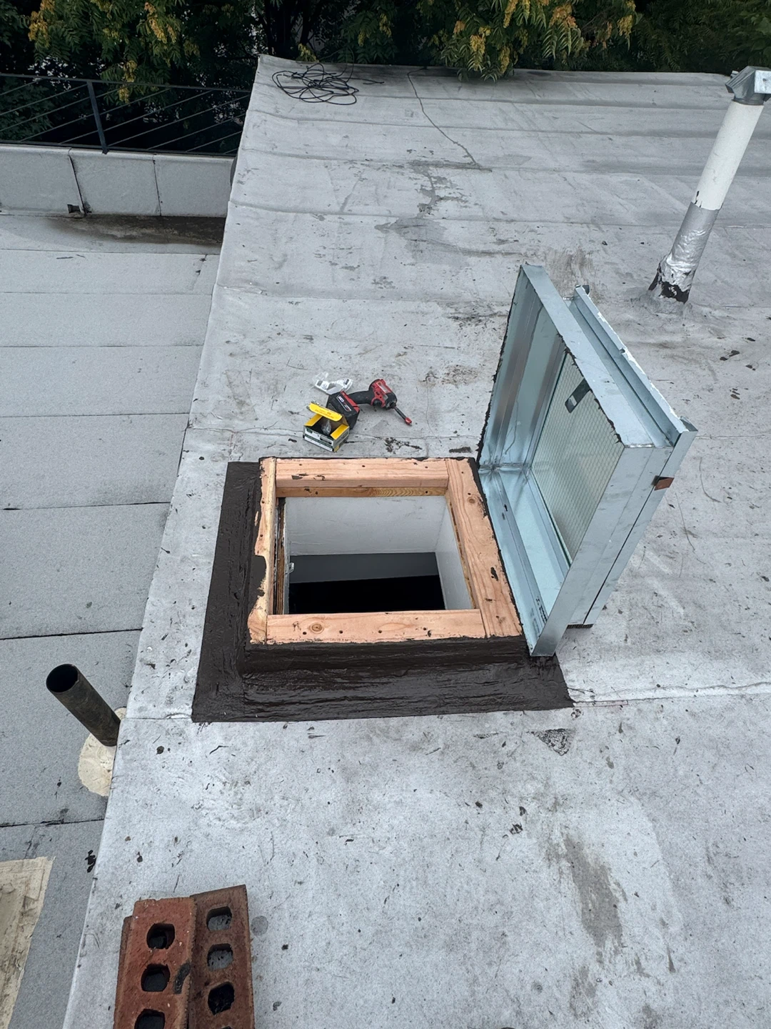 Metal Roof Skylight Hatch - photo 5
