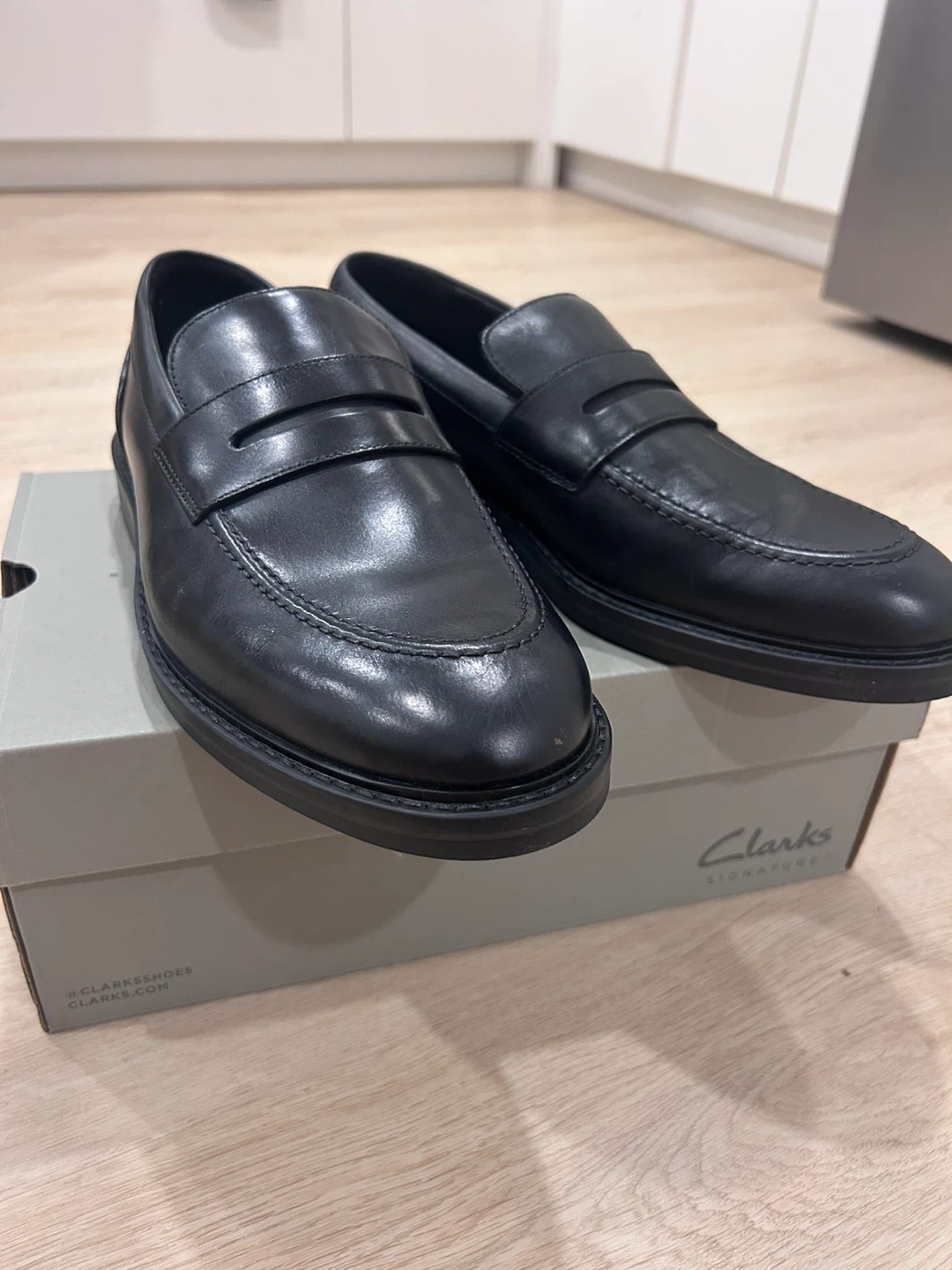 Clarks Aldwin Step loafer shoes, size 10.5.