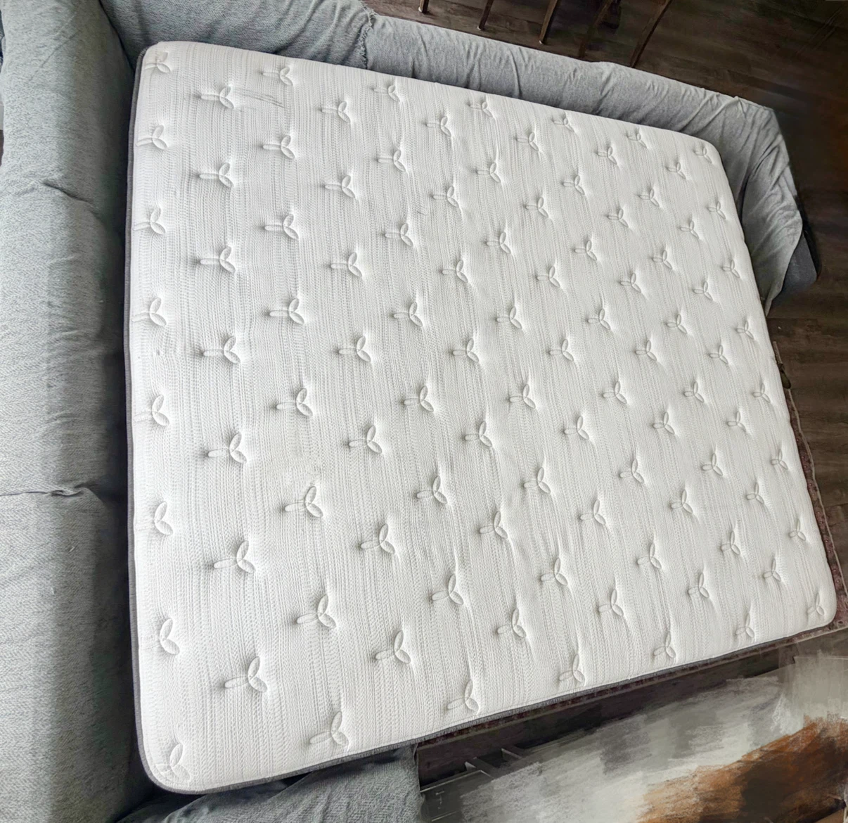 Beautyrest King size mattress 13 inch thick - photo 2